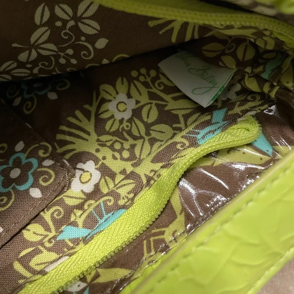 Vera Bradley Song Bird Vinyl Small Purse